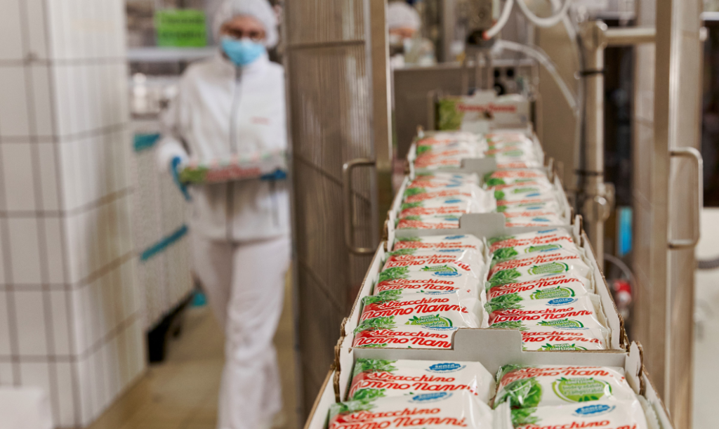 Latteria Montello: la storia dell’azienda comincia nel 1947 con Giovanni Lazzarin