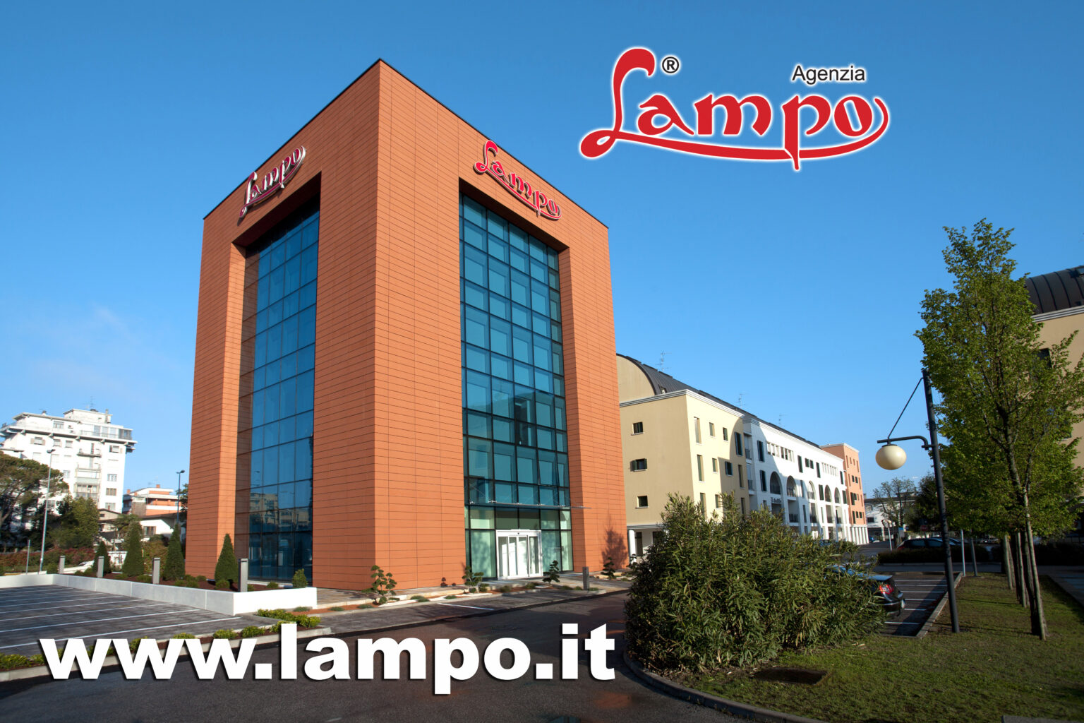 Agenzia Lampo: qualità, professionalità e cortesia in ambito turistico e immobiliare.